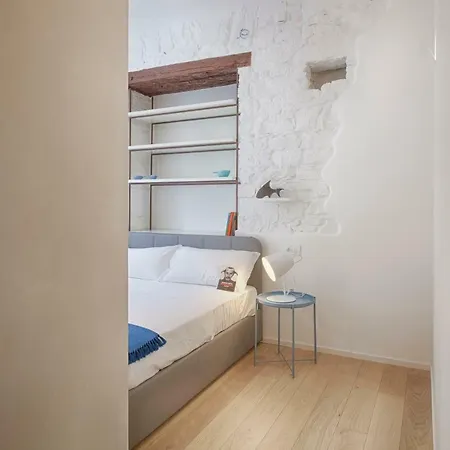 Regina Luxury Apartment